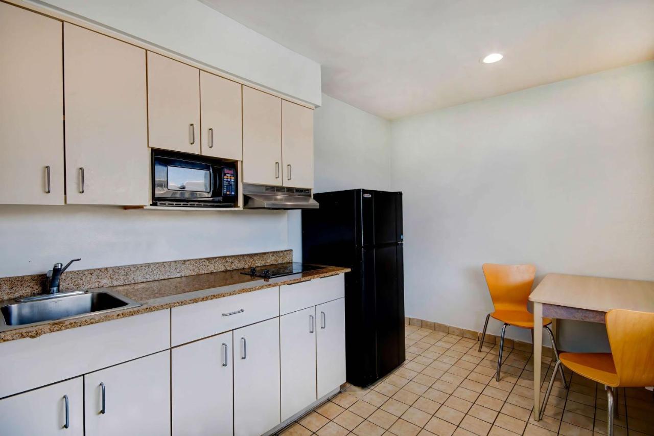 Motel 6-Port Allen, La - Baton Rouge Zewnętrze zdjęcie